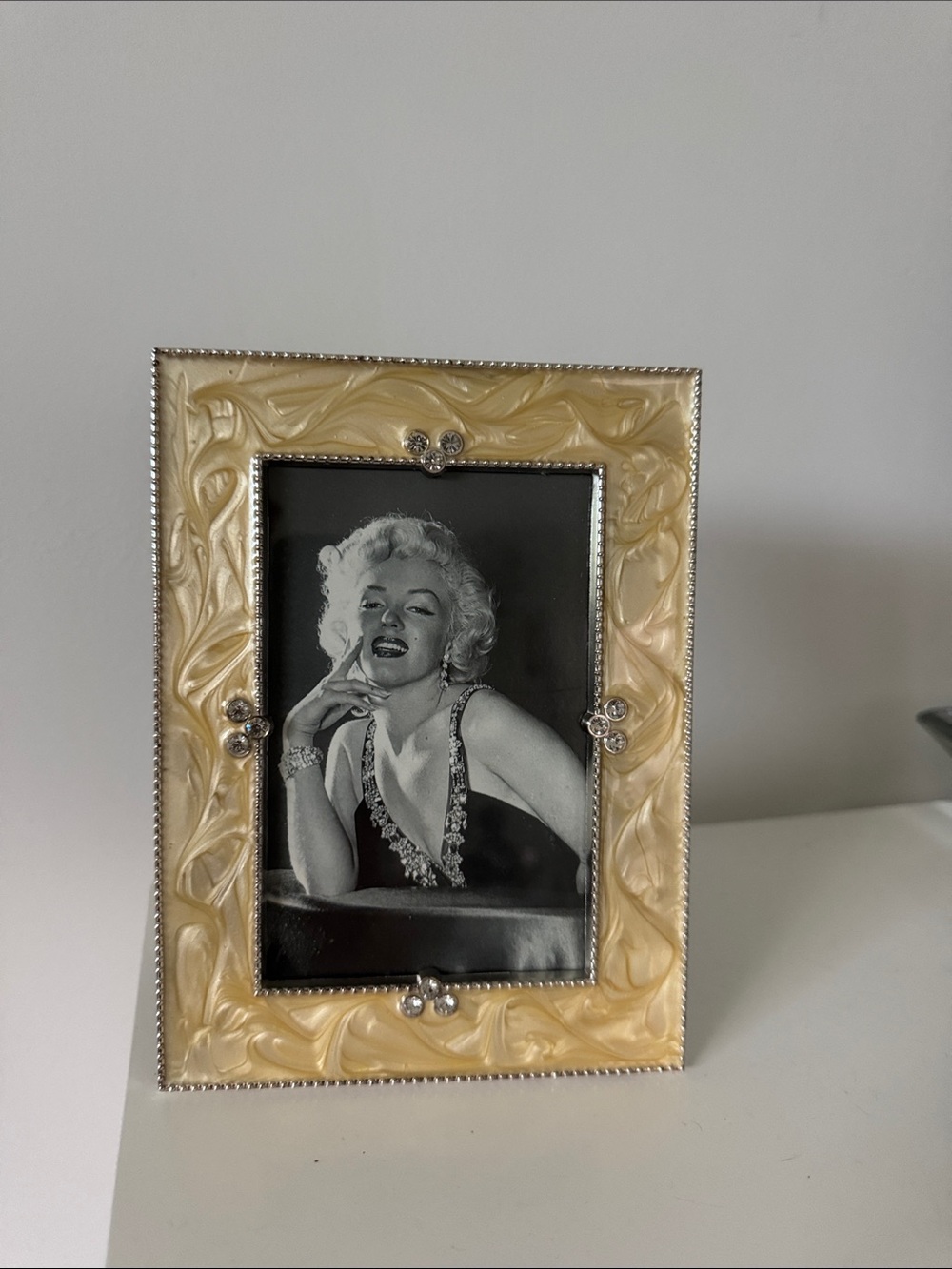 Cream Marbleized  Picture Frame with Black and White Marylin Monroe picture